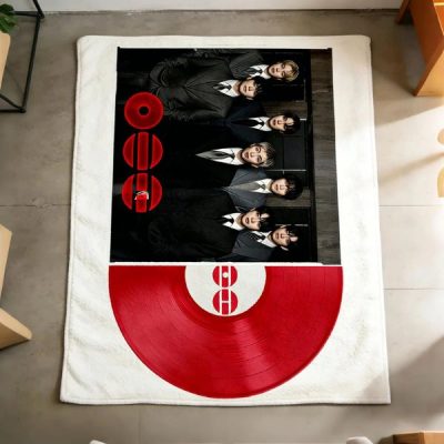 BTS Group Photo Soft Fleece Throw Blanket - Gift For BTS Lovers